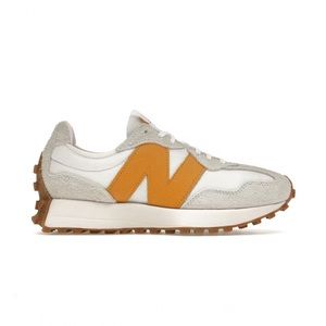 New Balance 327 Women’s Sneaker